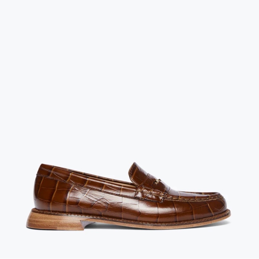 Freda Salvador Elba Penny Loafer in Hickory Embossed Croc - Size 6.5
